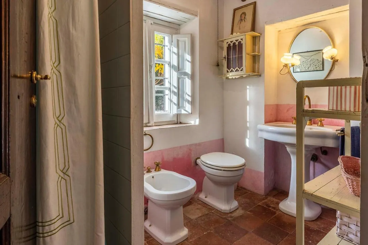 Villa La Casa Dei Limoni, Camaiore, Toscana, Indipendent House With Private Outdoor Garden Italy