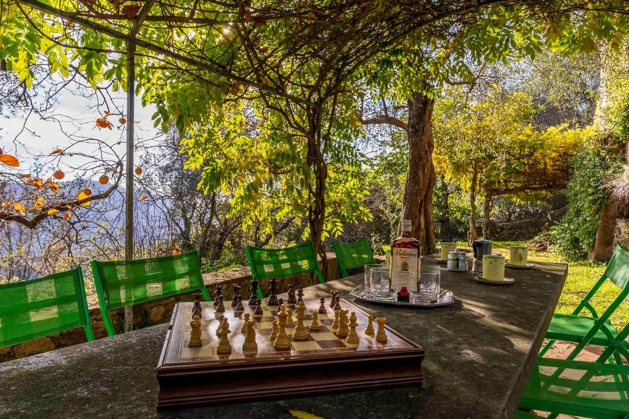 La Casa Dei Limoni, Camaiore, Toscana, Indipendent House With Private Outdoor Garden